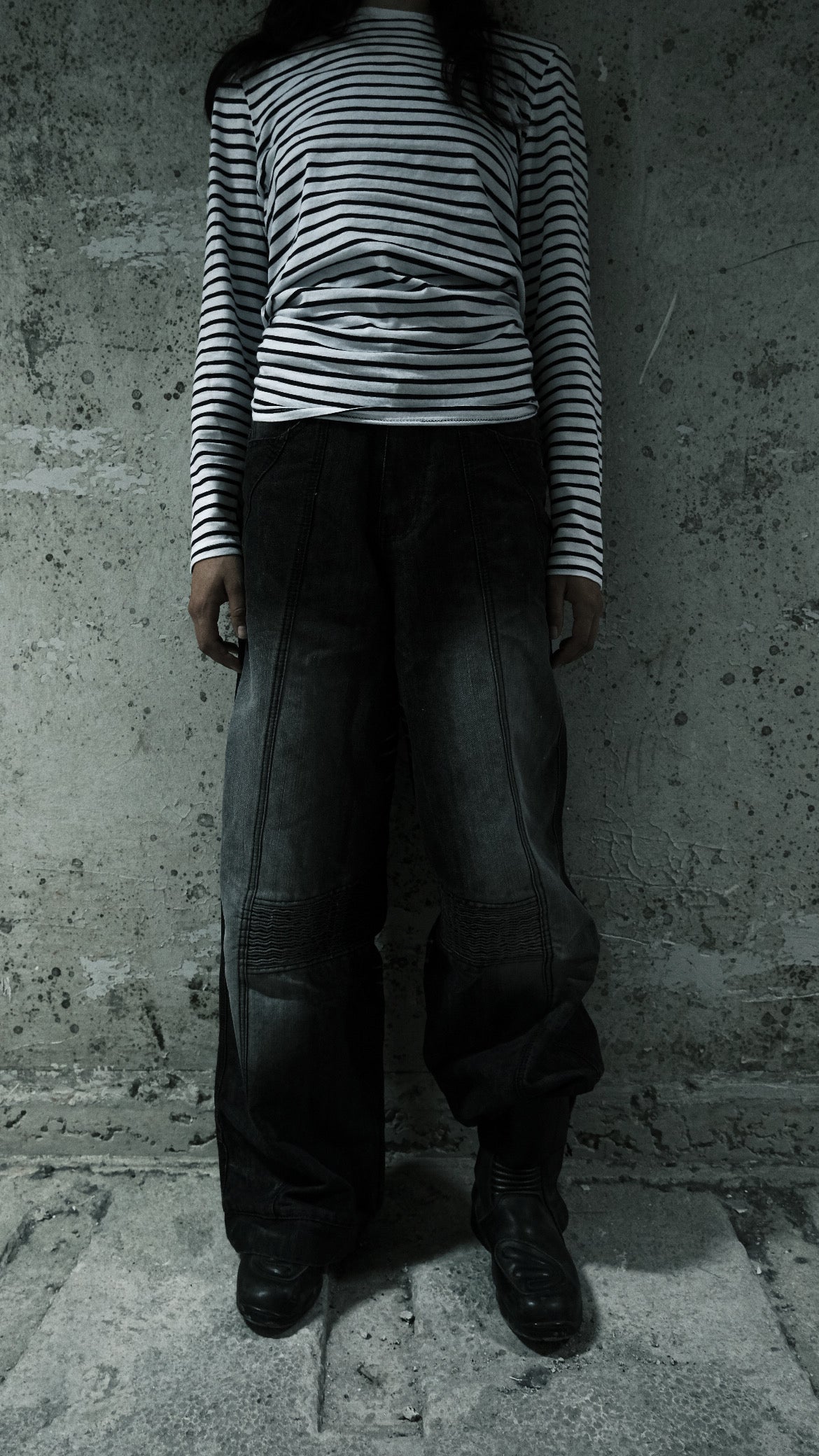 FLARED BIKER JEANS
