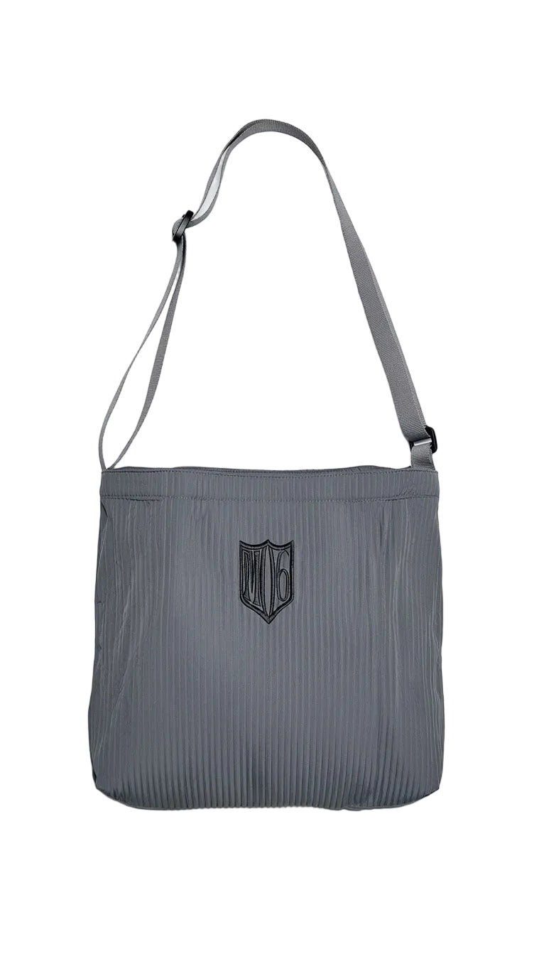 MULTIFUNCTIONAL JACKET/BAG (GREY)